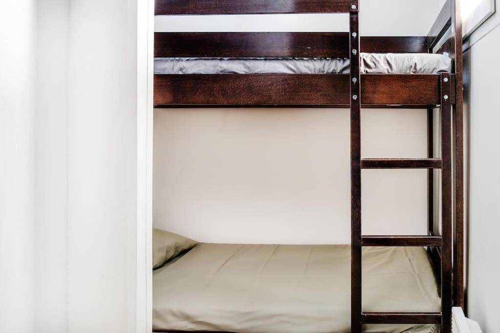 Lourde Center Apartment 3 Bed With Parking ルルド エクステリア 写真