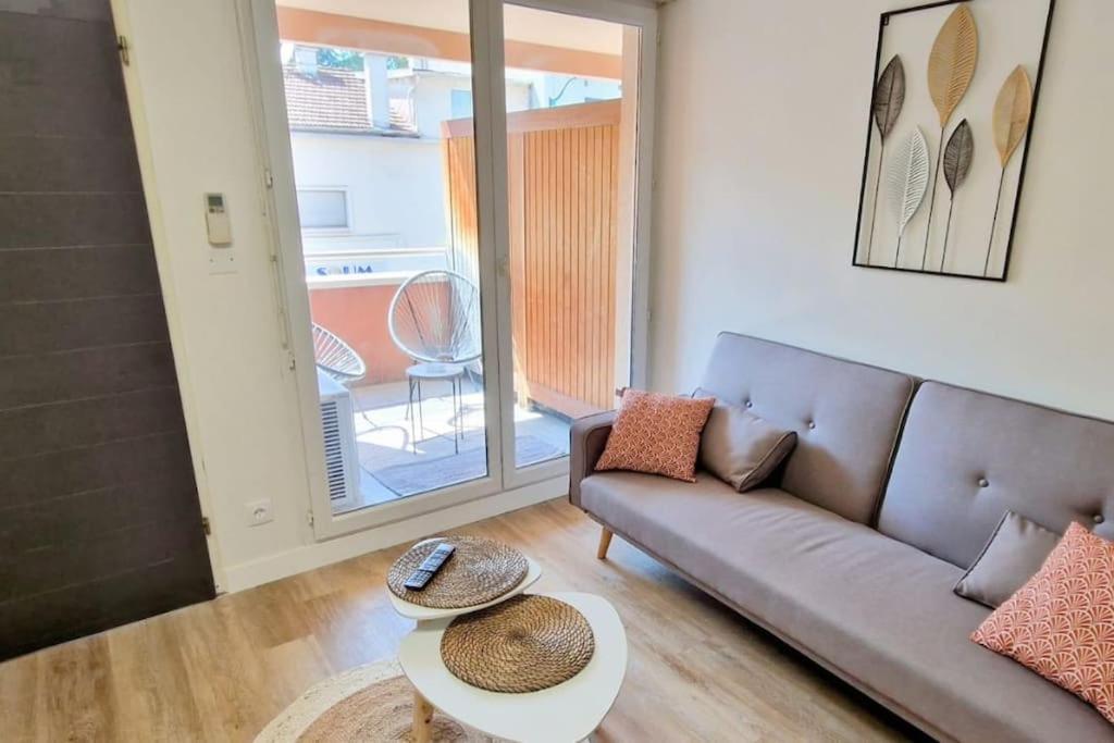 Lourde Center Apartment 3 Bed With Parking ルルド エクステリア 写真