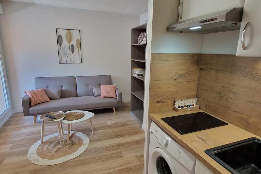 Lourde Center Apartment 3 Bed With Parking ルルド エクステリア 写真
